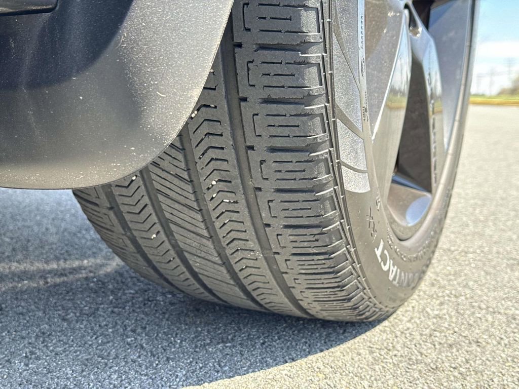 Used 2023 Land Rover Defender 130 X image 15