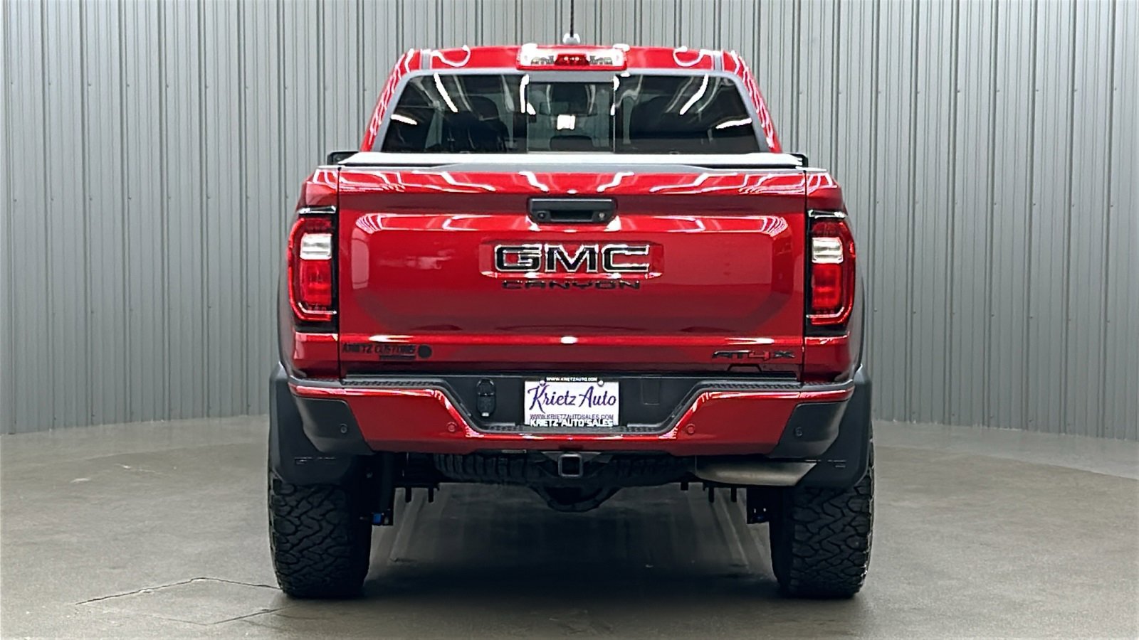 Used 2024 GMC Canyon AT4X image 4