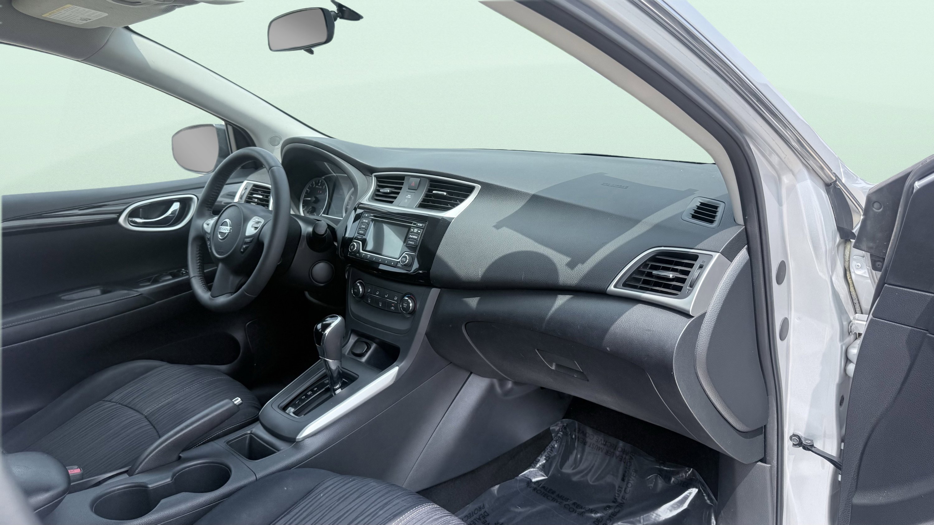 Used 2017 Nissan Sentra SV FWD image 37