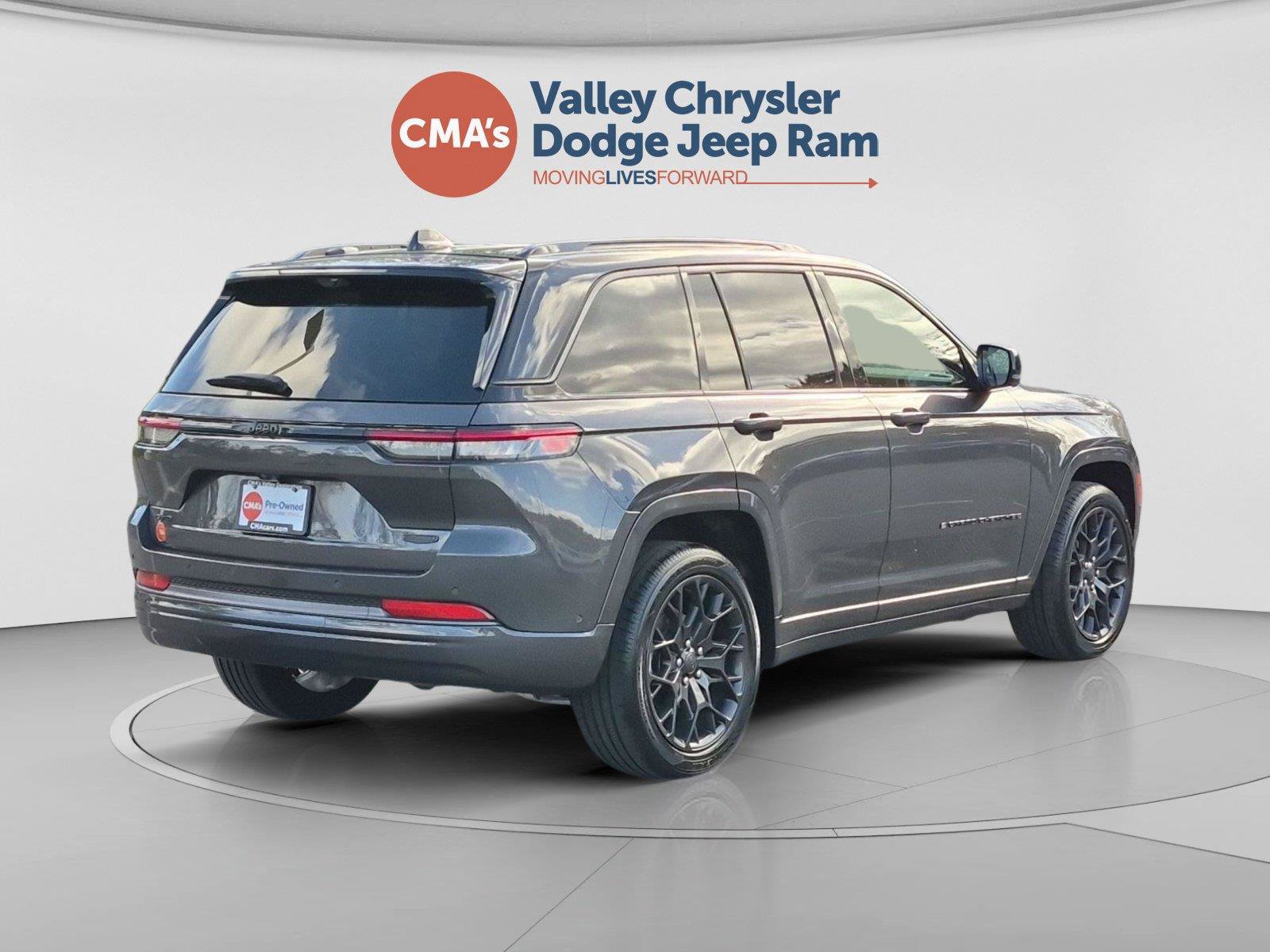 Used 2026 Jeep Grand Cherokee Summit w/ Obsidian Package AWD/4WD image 5