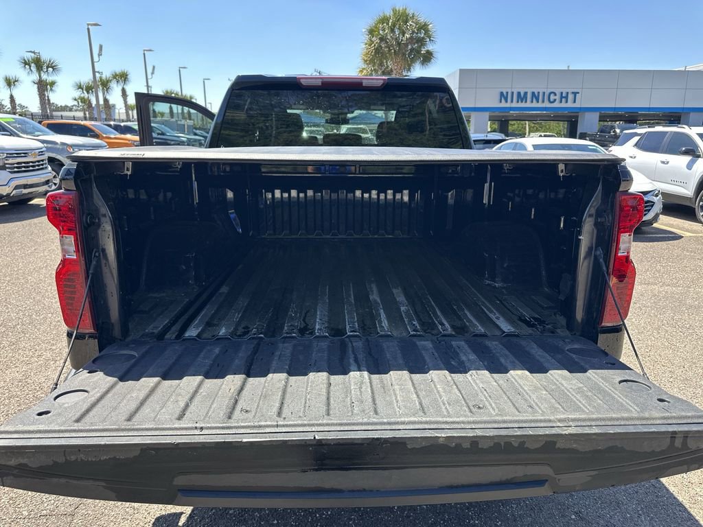Used 2023 Chevrolet Silverado 1500 LT AWD/4WD image 31