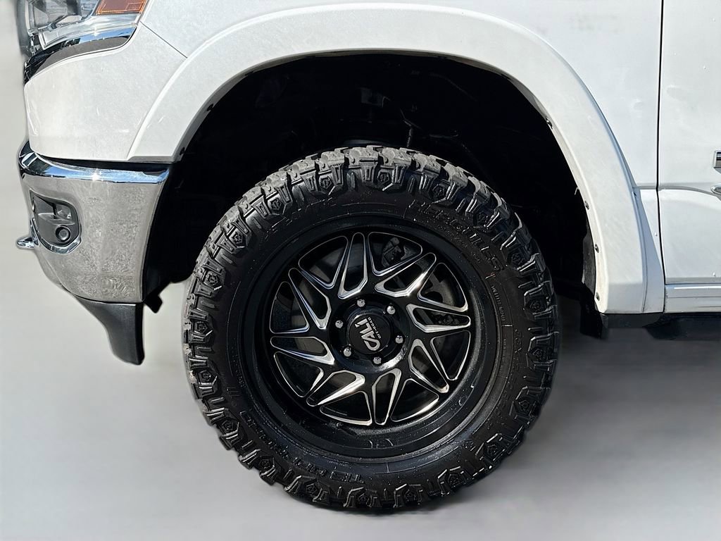 Used 2020 RAM 1500 Limited image 11