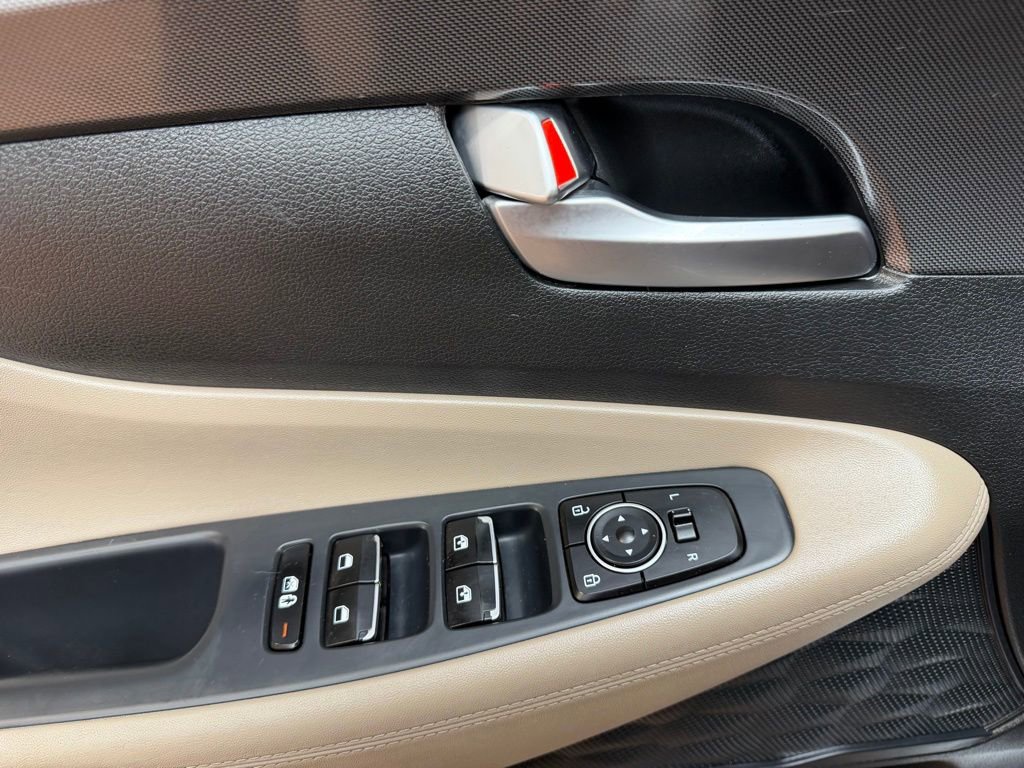 Certified 2022 Hyundai Santa Fe SEL image 19