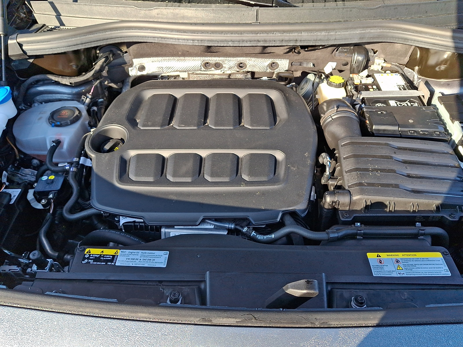 Certified 2025 Volkswagen Tiguan SE image 27