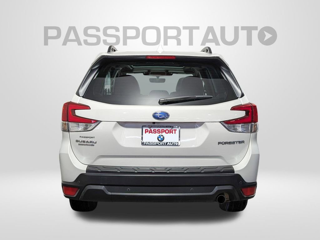 Used 2023 Subaru Forester Limited image 5