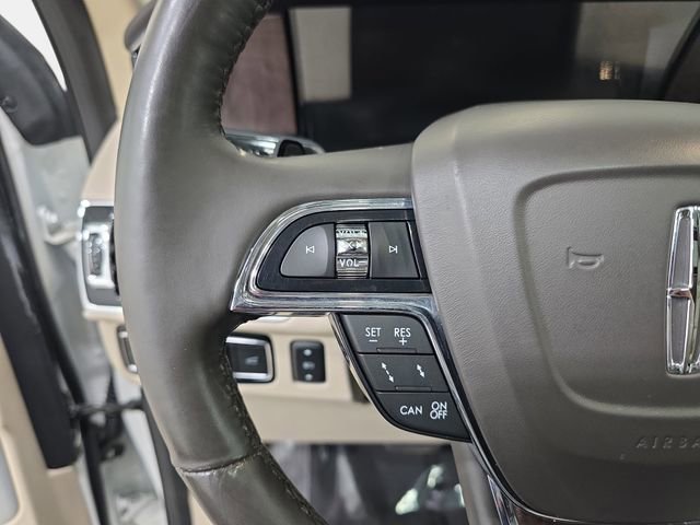 Certified 2020 Lincoln Navigator L Reserve w/ Equipment Group 208A Reserve image 14