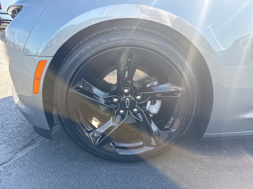 Used 2023 Chevrolet Camaro LT w/ RS Package image 14