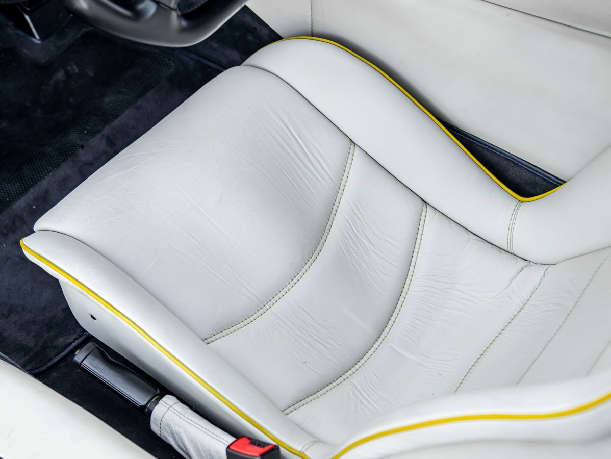 Used 1998 Lamborghini Diablo SV image 17