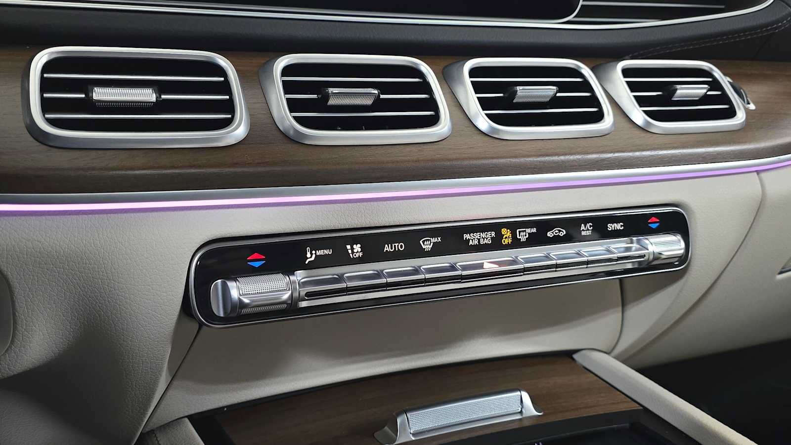 Certified 2026 Mercedes-Benz GLE 350 4MATIC image 32