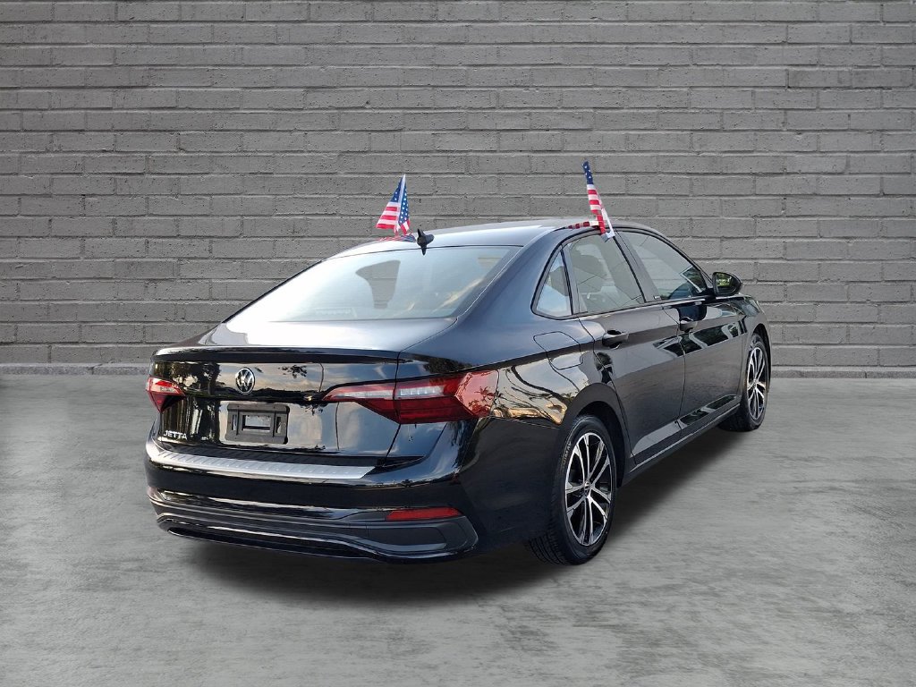 Certified 2023 Volkswagen Jetta Sport FWD image 11