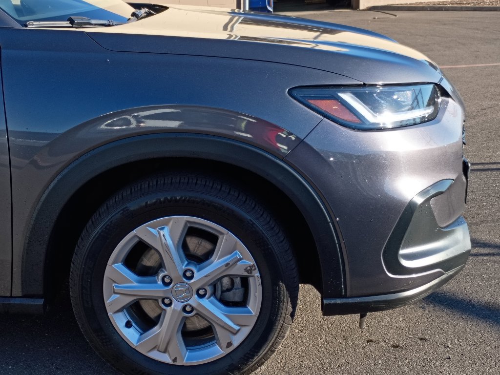 Used 2024 Honda HR-V LX image 2