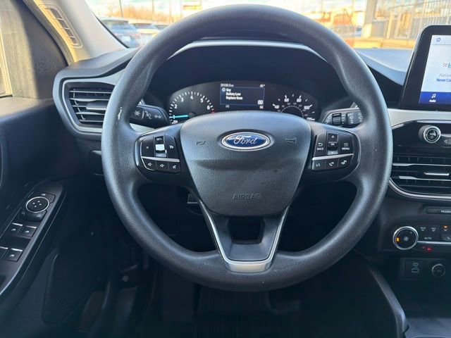 Used 2020 Ford Escape SE image 17