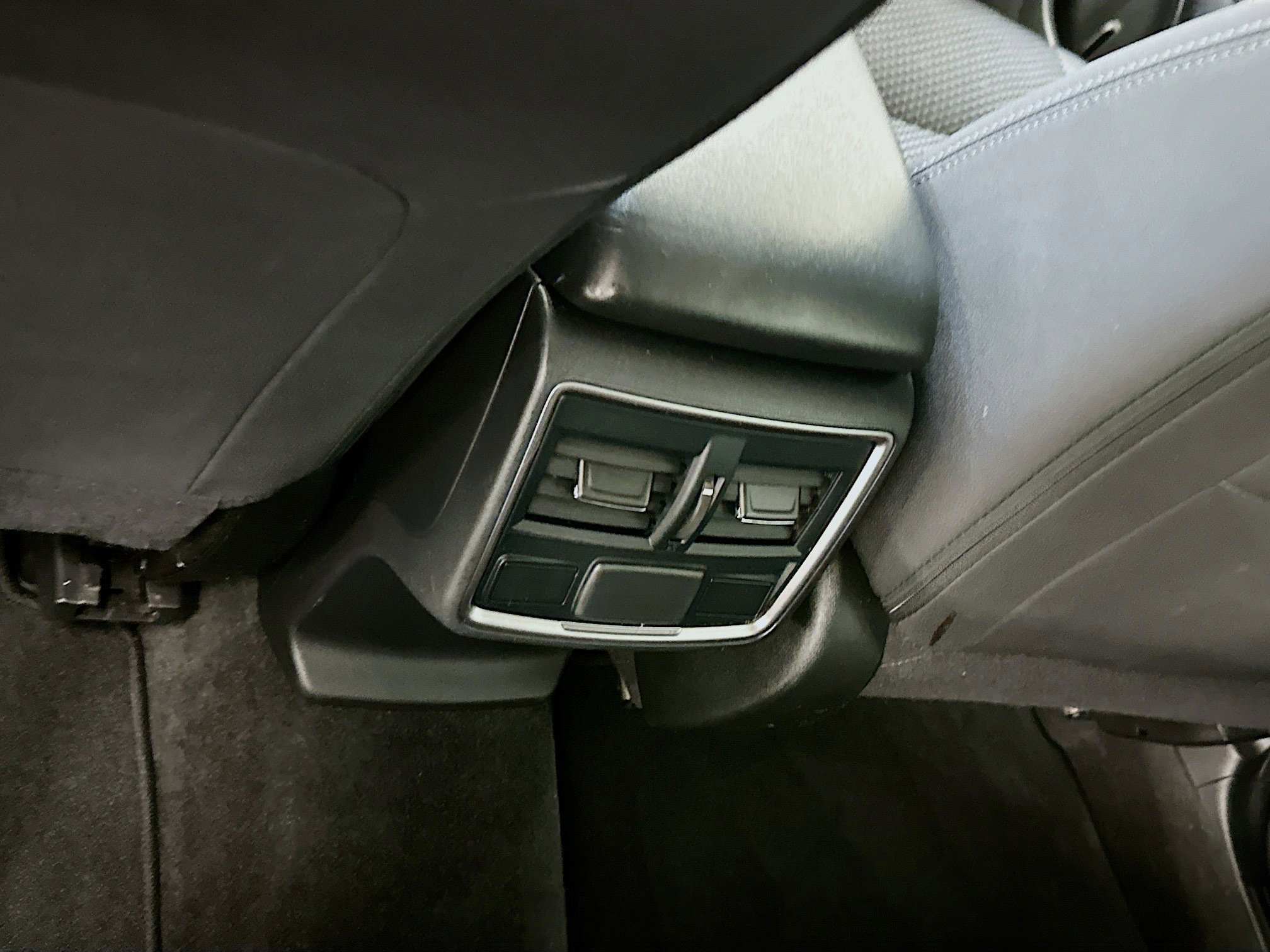 Used 2023 Subaru Forester Premium AWD/4WD image 28