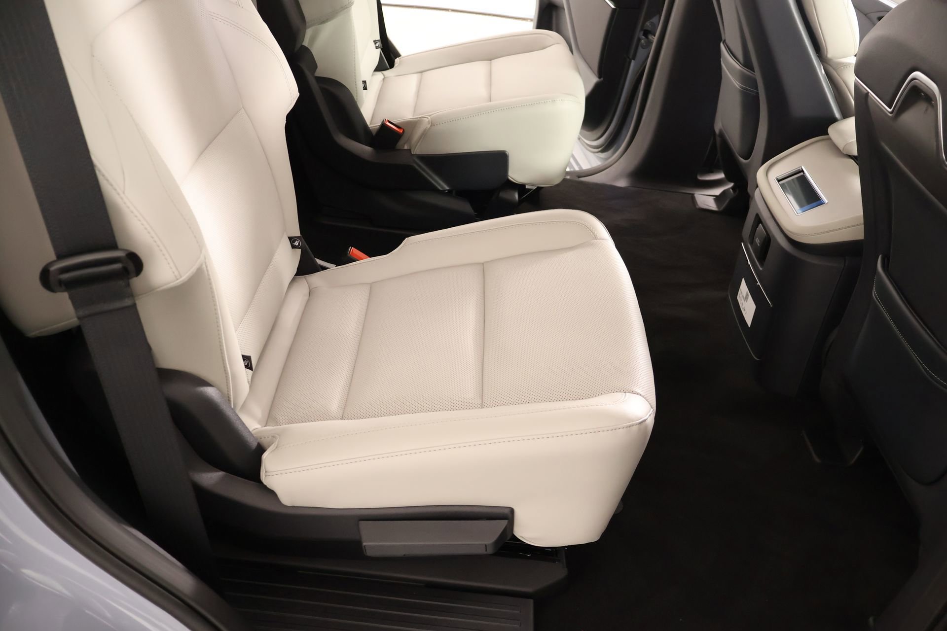 New 2026 Lincoln Navigator Premiere AWD/4WD image 15