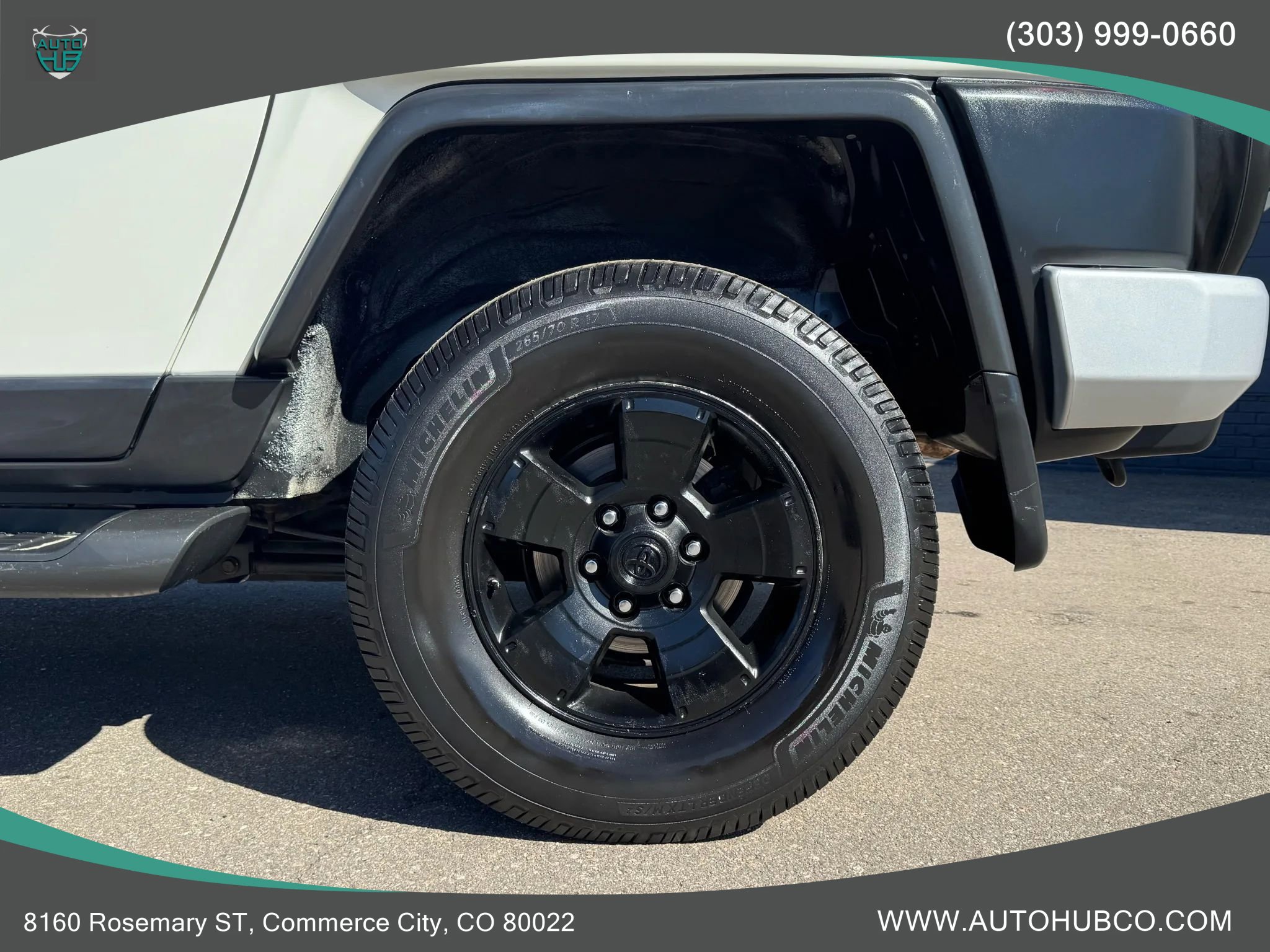 Used 2013 Toyota FJ Cruiser 4WD w/ Convenience Pkg image 25