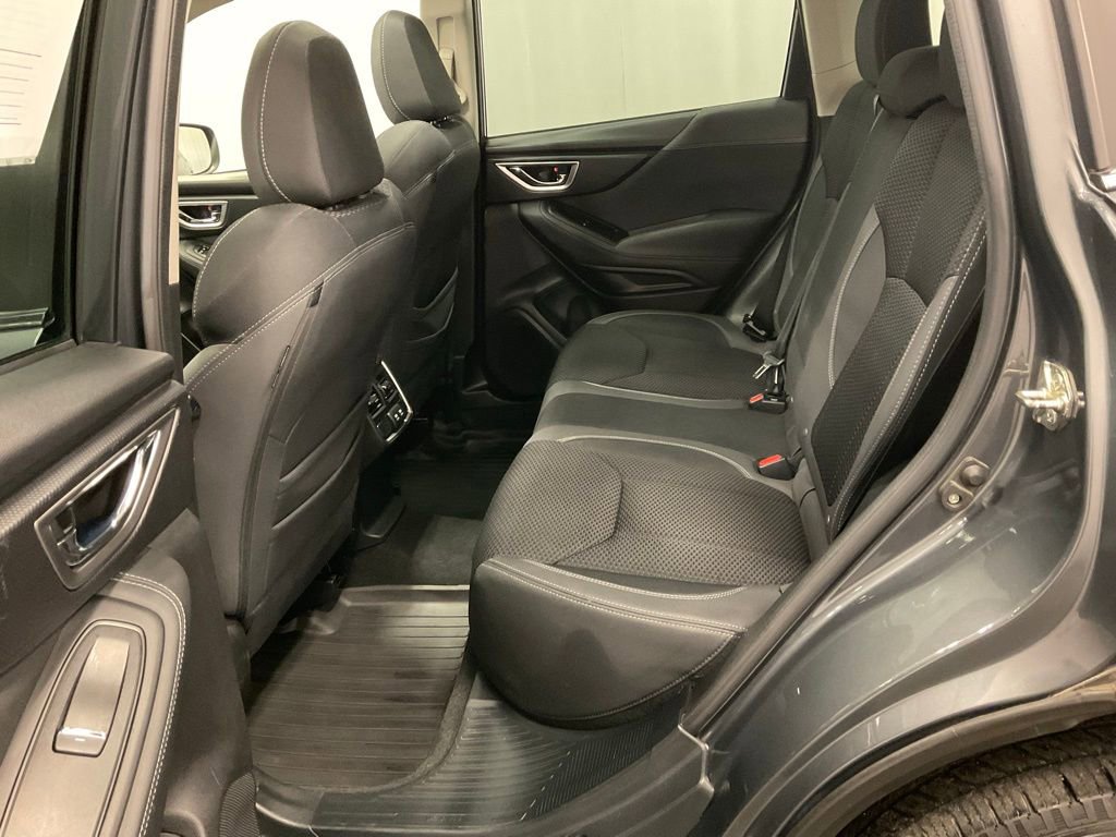 Used 2020 Subaru Forester Premium image 33