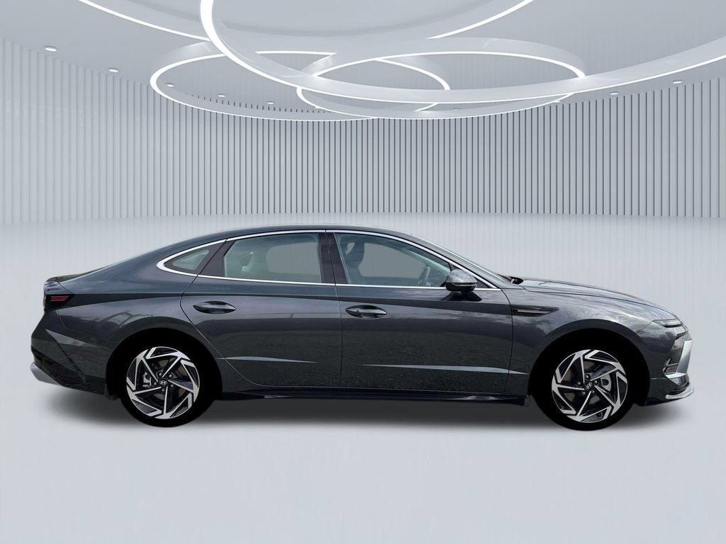 New 2026 Hyundai Sonata SEL FWD image 9