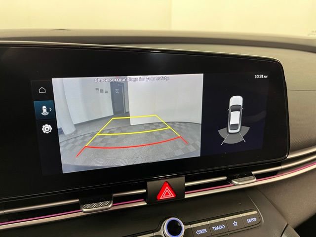 Used 2023 Hyundai Elantra Limited image 33