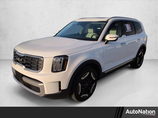 Used 2023 Kia Telluride S w/ S Sunroof Package