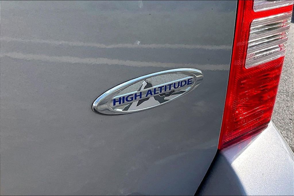 Used 2016 Jeep Patriot High Altitude AWD/4WD image 9