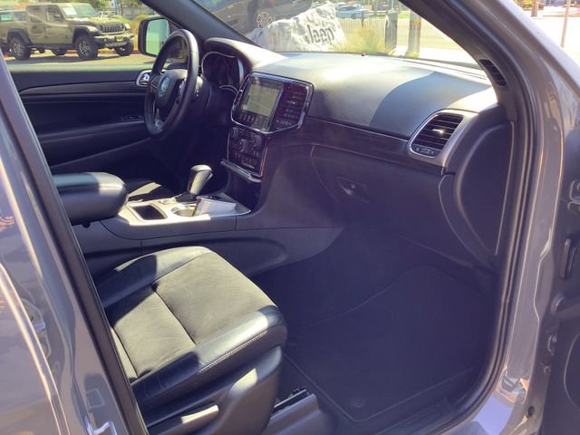 Used 2019 Jeep Grand Cherokee Altitude AWD/4WD image 37