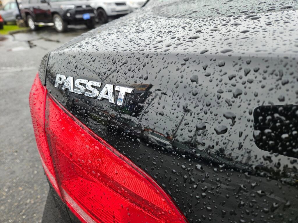 Used 2012 Volkswagen Passat 2.5 SE image 16