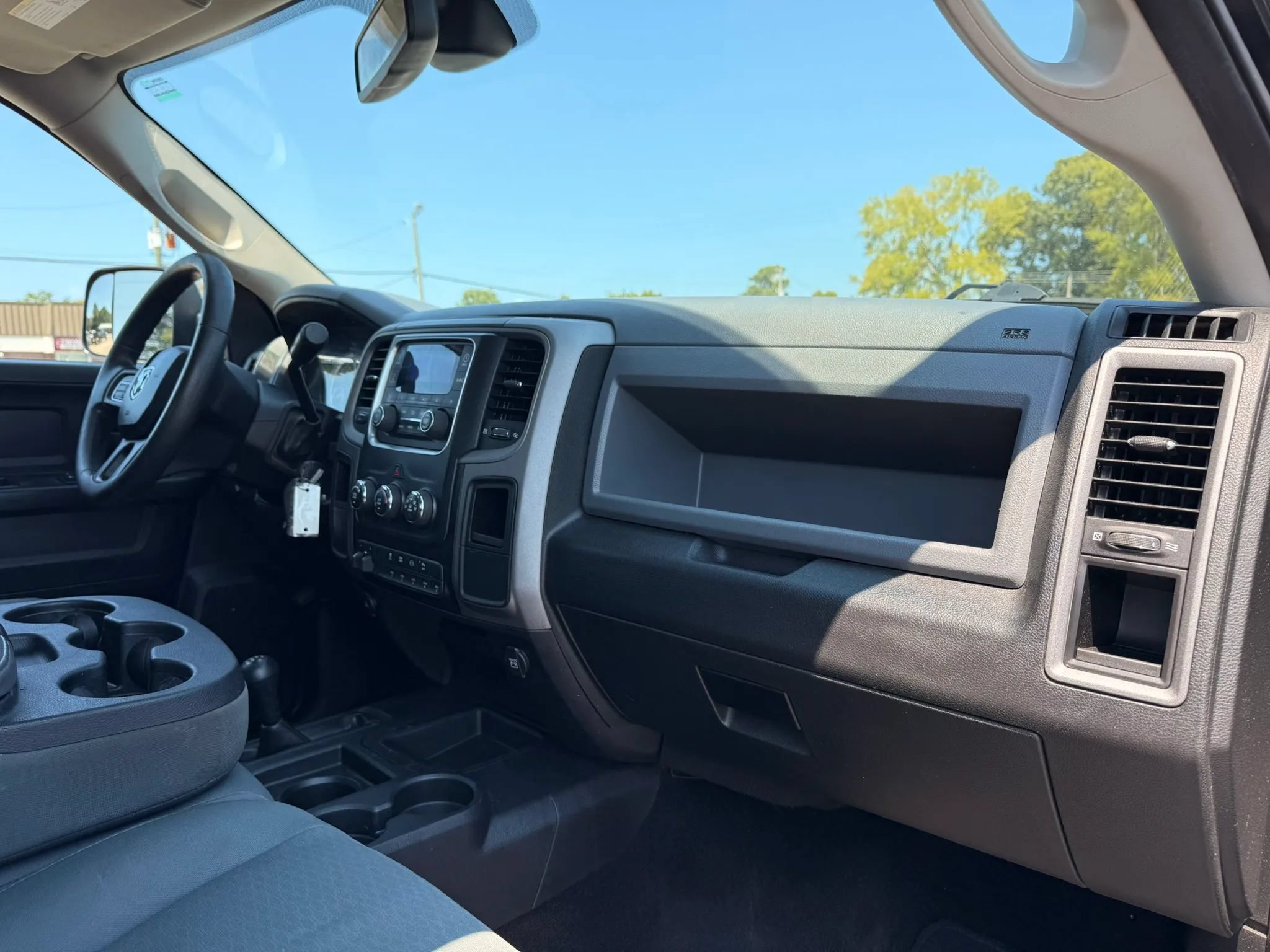 Used 2015 RAM 2500 Tradesman w/ Chrome Appearance Group AWD/4WD image 26