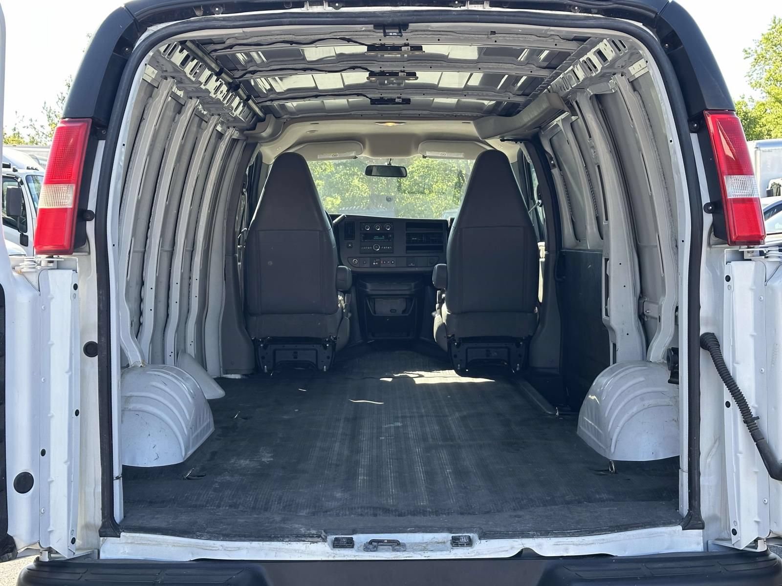 Used 2024 GMC Savana 2500 w/ Driver Convenience Package RWD image 23