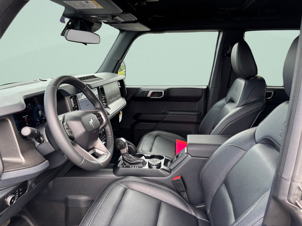 New 2025 Ford Bronco Badlands AWD/4WD image 3