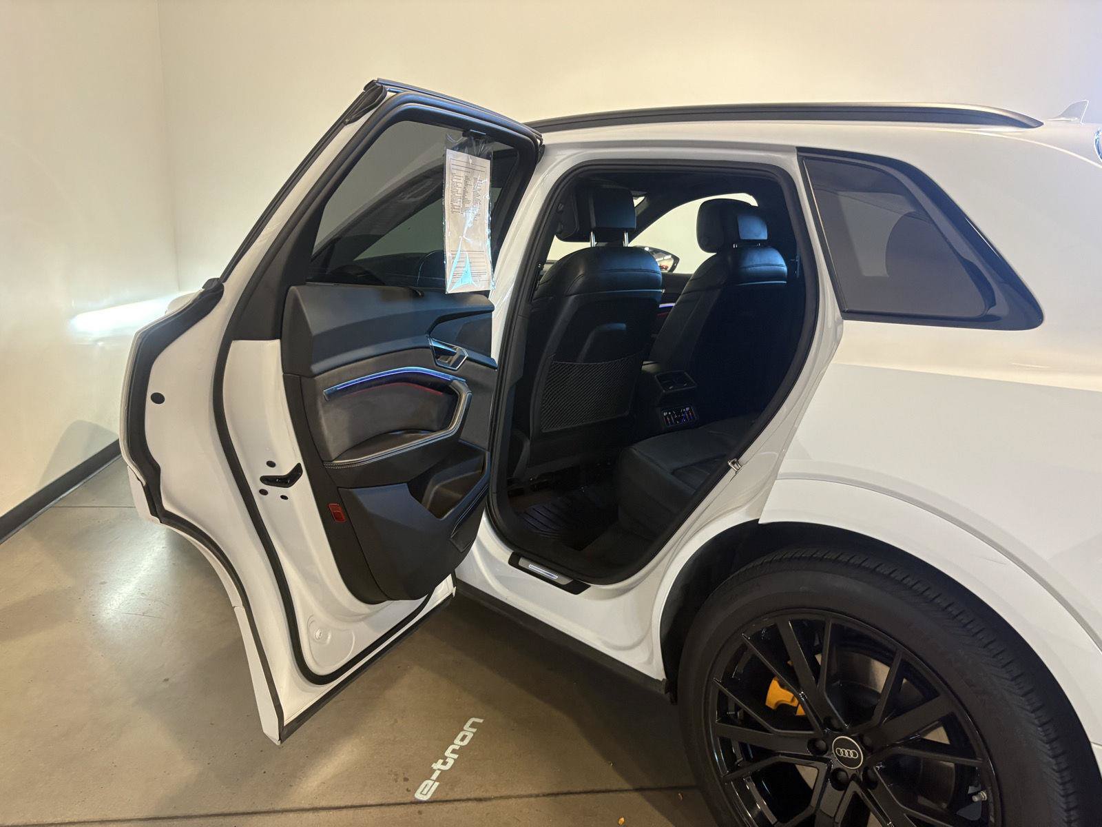 Used 2023 Audi e-tron Chronos w/ Chronos Package AWD/4WD image 41