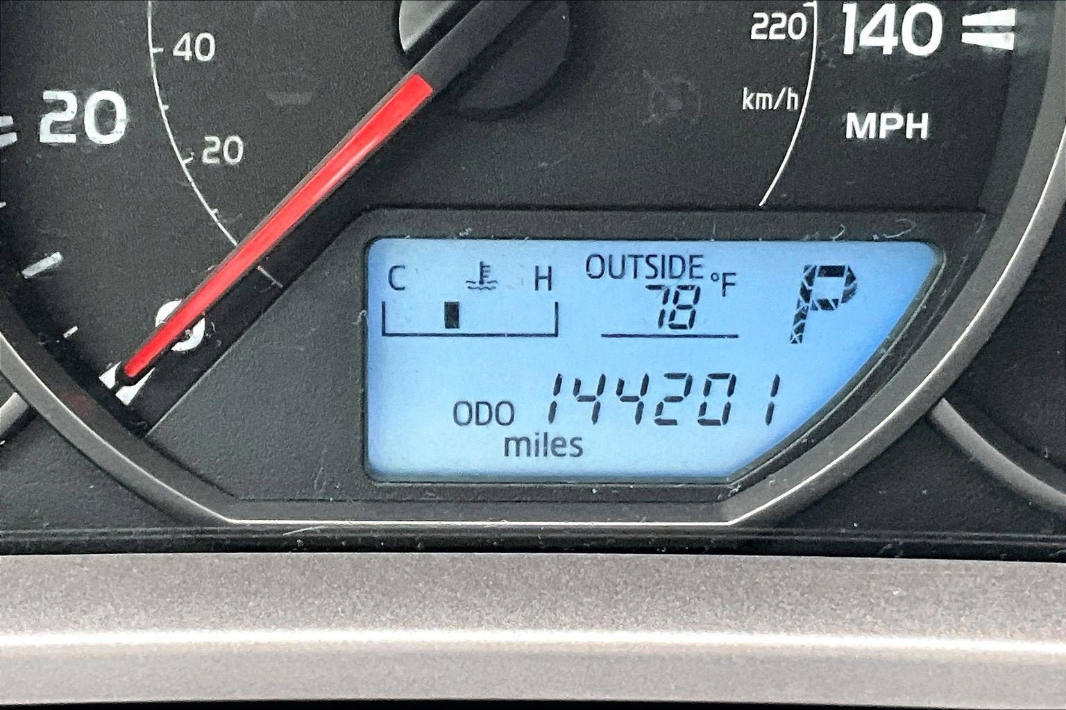 Used 2016 Toyota RAV4 LE AWD/4WD image 19