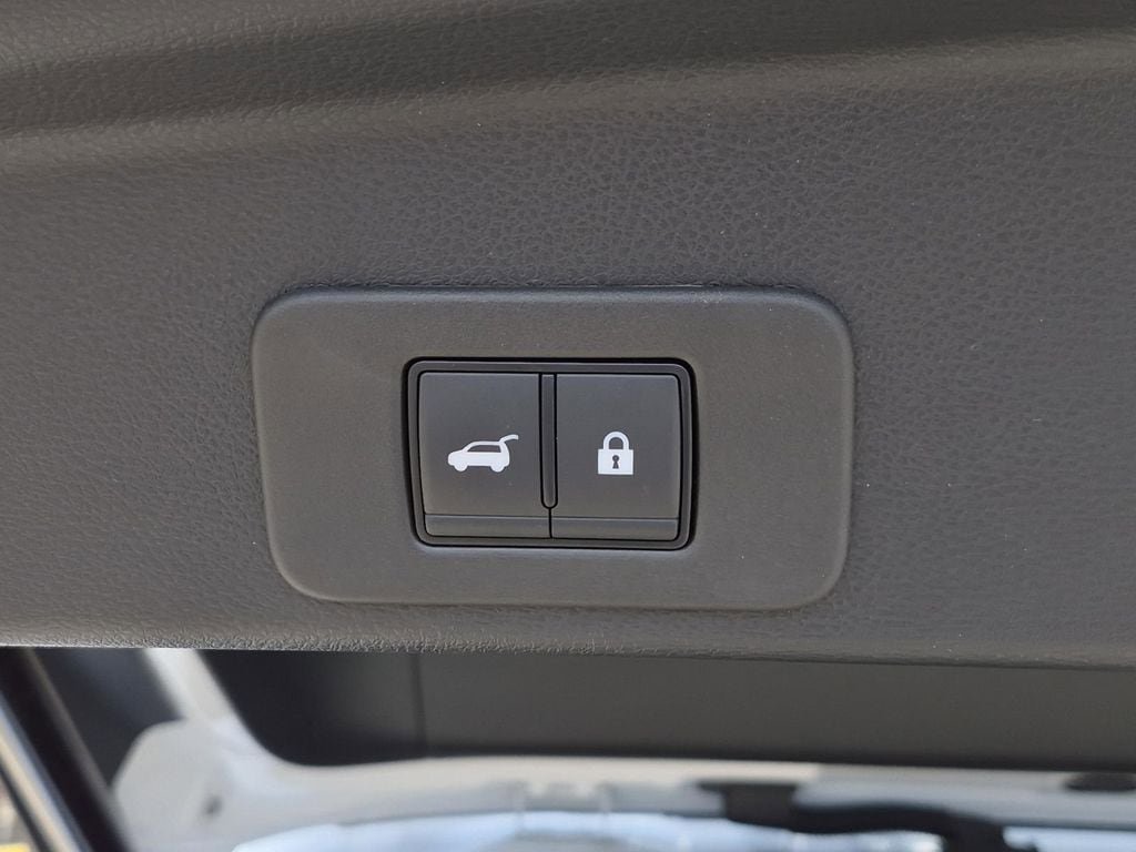 Used 2025 Nissan Murano SL AWD/4WD image 12