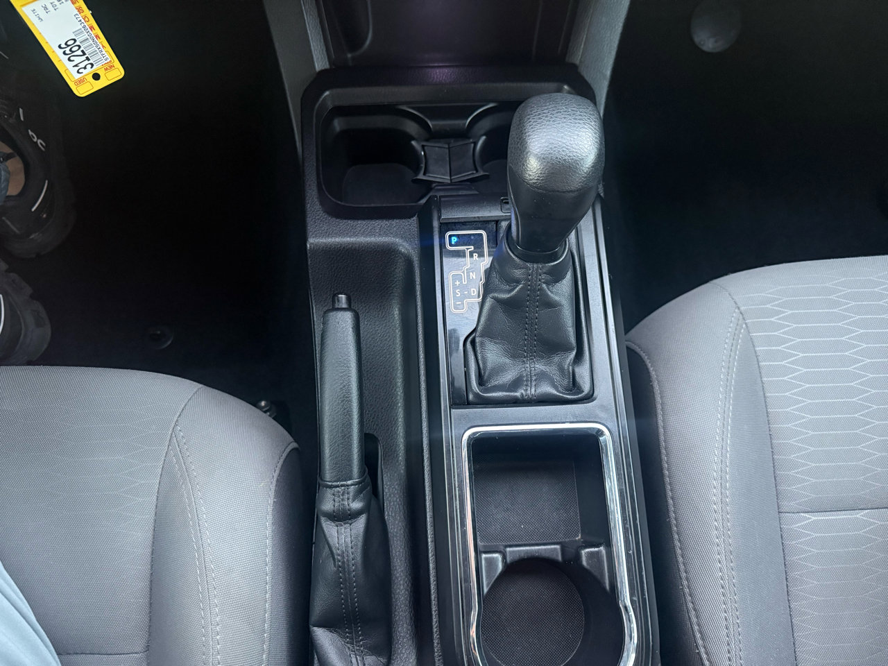 Used 2016 Toyota Tacoma SR RWD image 19