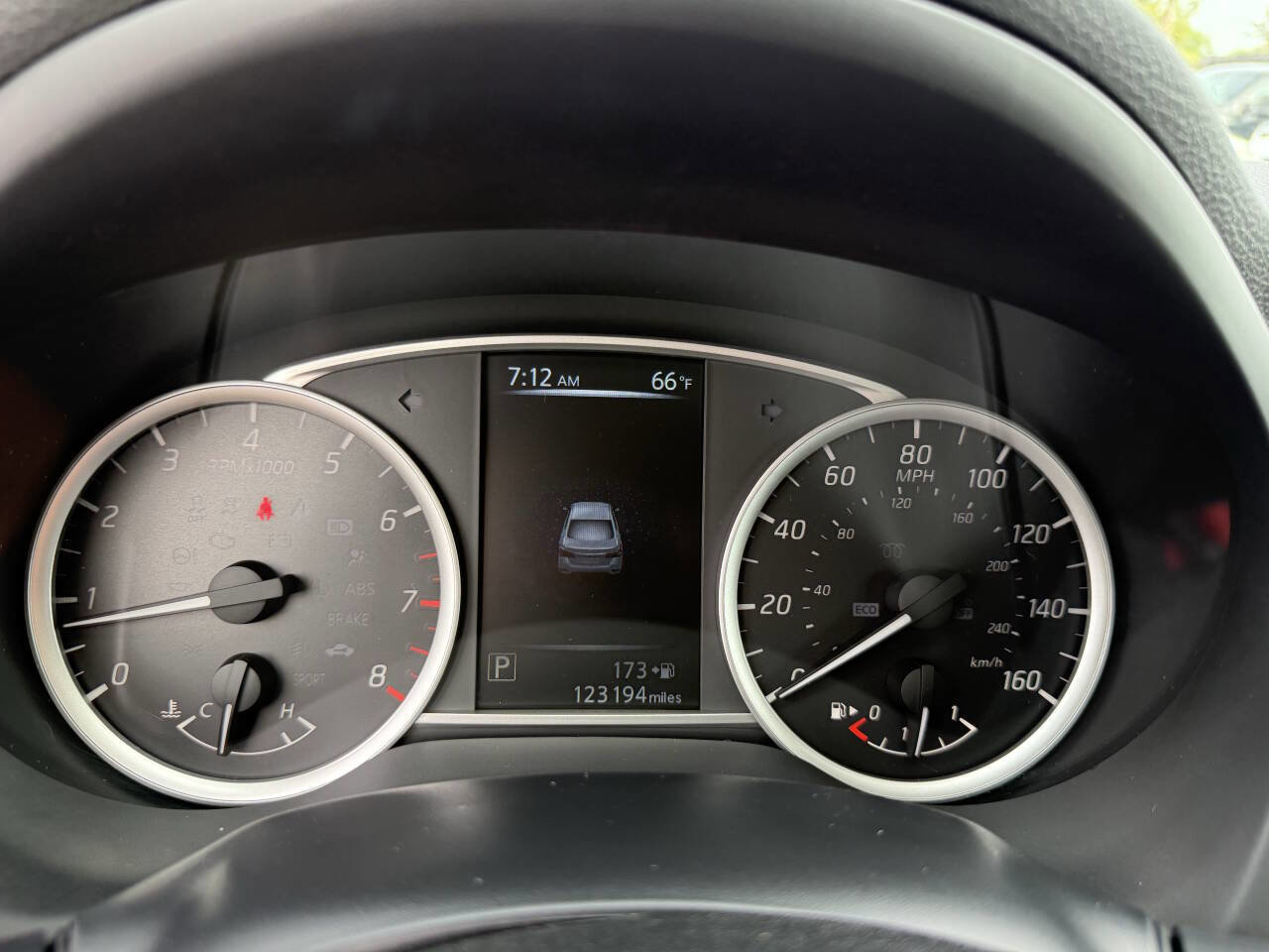 Used 2017 Nissan Sentra SR image 16