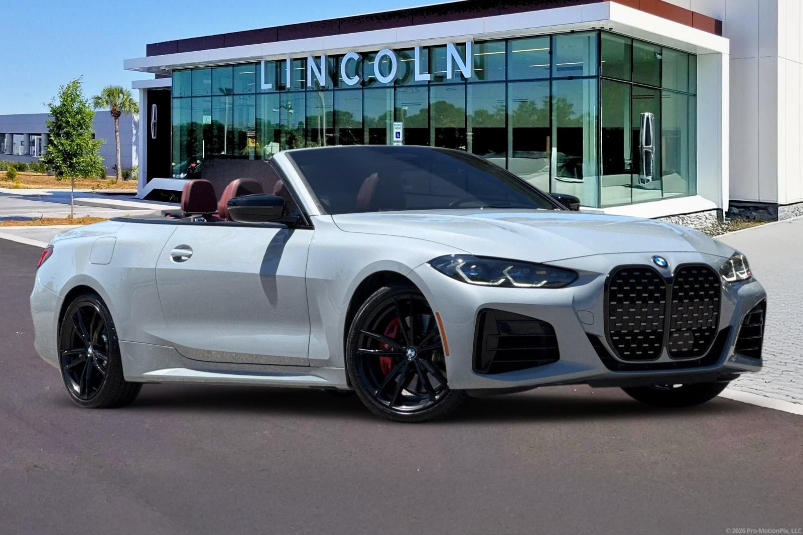 Used 2022 BMW M440i Convertible RWD image 2