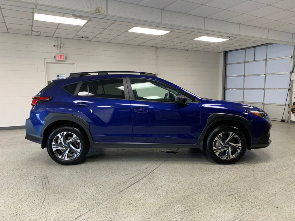 Used 2026 Subaru Crosstrek 2.5i Premium AWD/4WD image 8