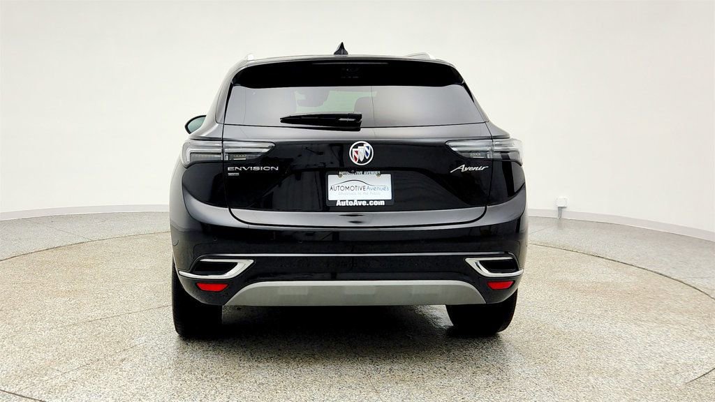 Used 2022 Buick Envision Avenir w/ Technology Package II image 6