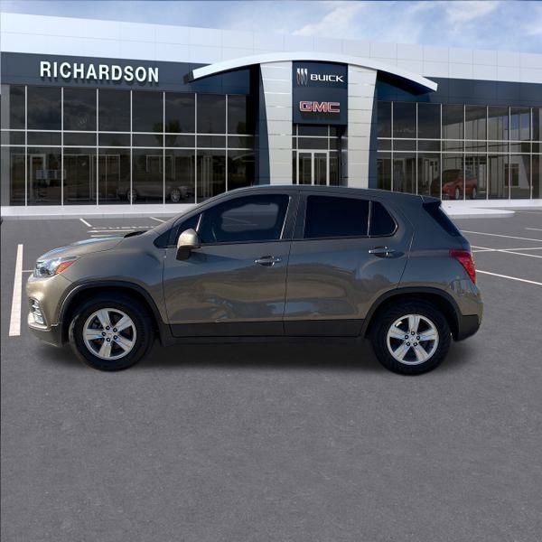 Used 2021 Chevrolet Trax LS w/ Tint and Cruise Package image 13