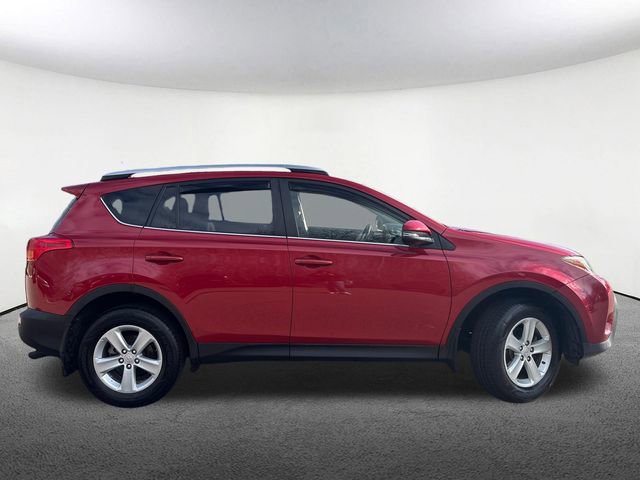Used 2014 Toyota RAV4 XLE AWD/4WD image 15