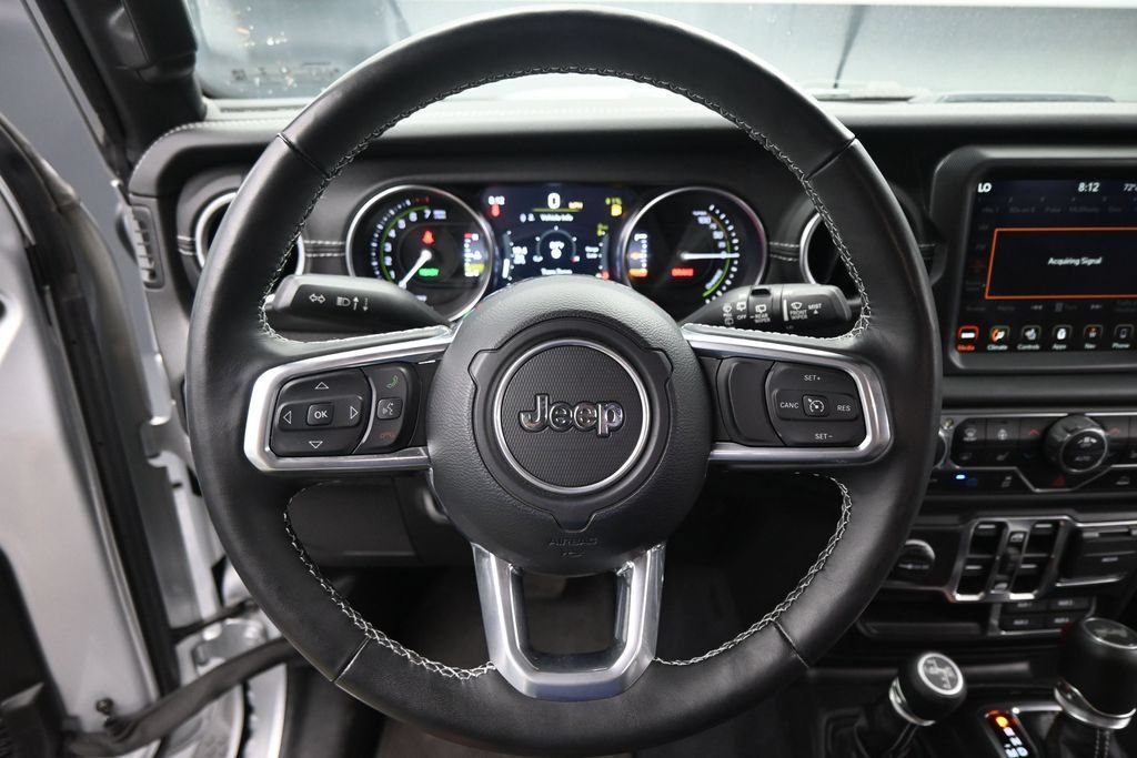 Used 2023 Jeep Wrangler Unlimited Sahara w/ Cold Weather Group AWD/4WD image 11