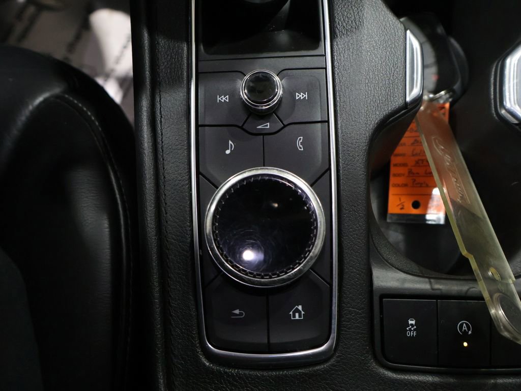 Used 2020 Cadillac XT4 Premium Luxury image 35