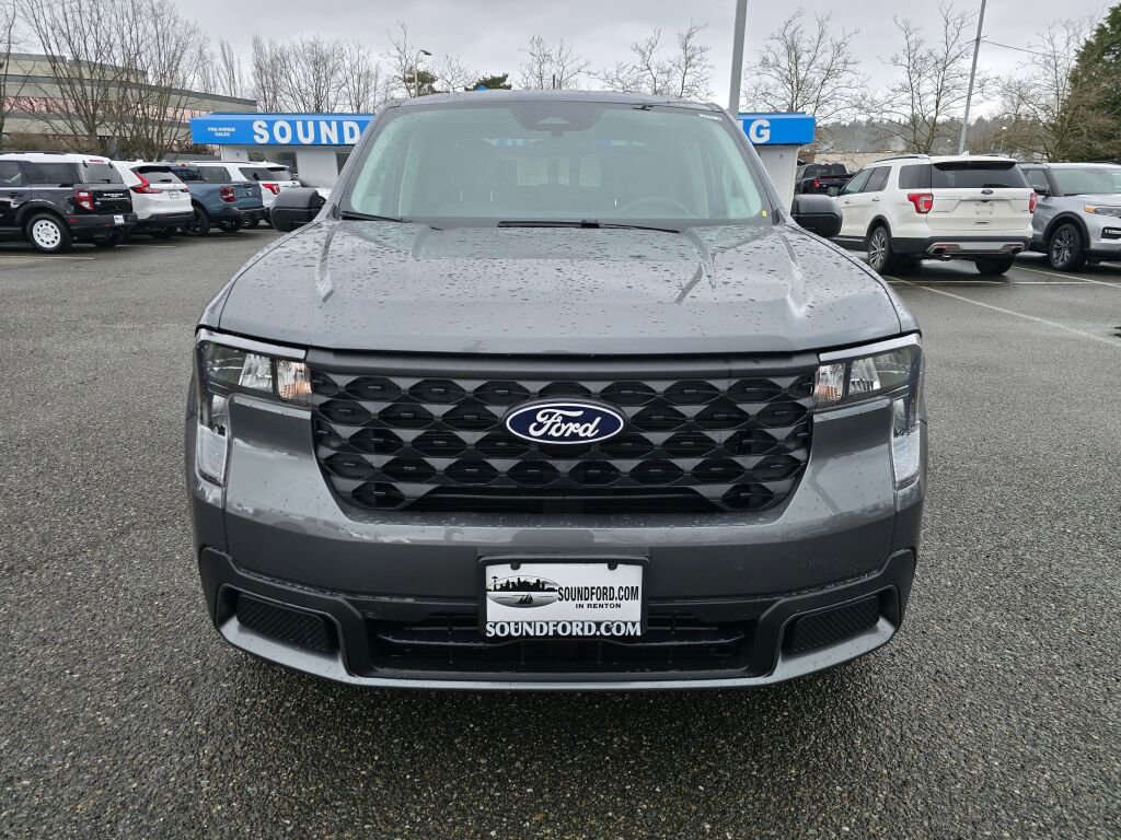 Used 2025 Ford Maverick XLT w/ Equipment Group 302A image 2