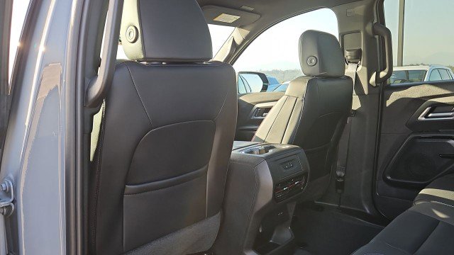 Used 2025 Chevrolet Silverado EV RST image 21