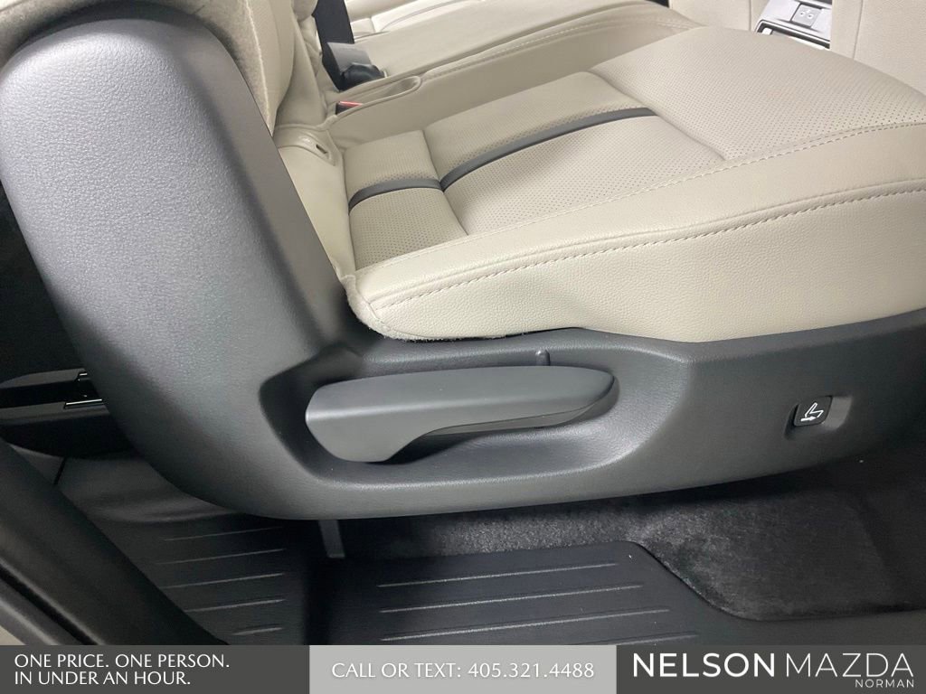 New 2026 MAZDA CX-90 Plug-In Hybrid w/ Preferred AWD/4WD image 31