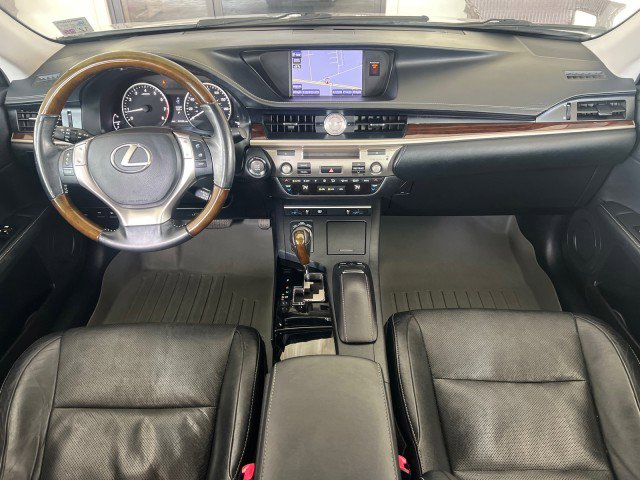 Used 2014 Lexus ES 350 w/ Luxury Package image 23