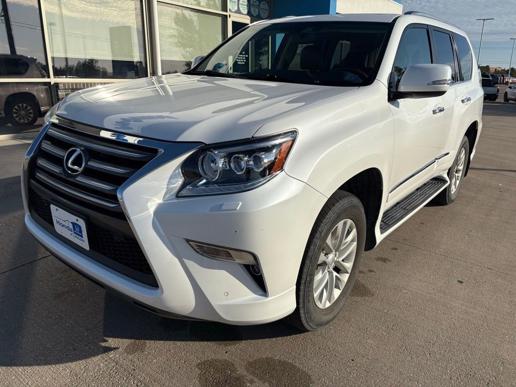Used 2017 Lexus GX 460 Premium w/ Premium Package image 1