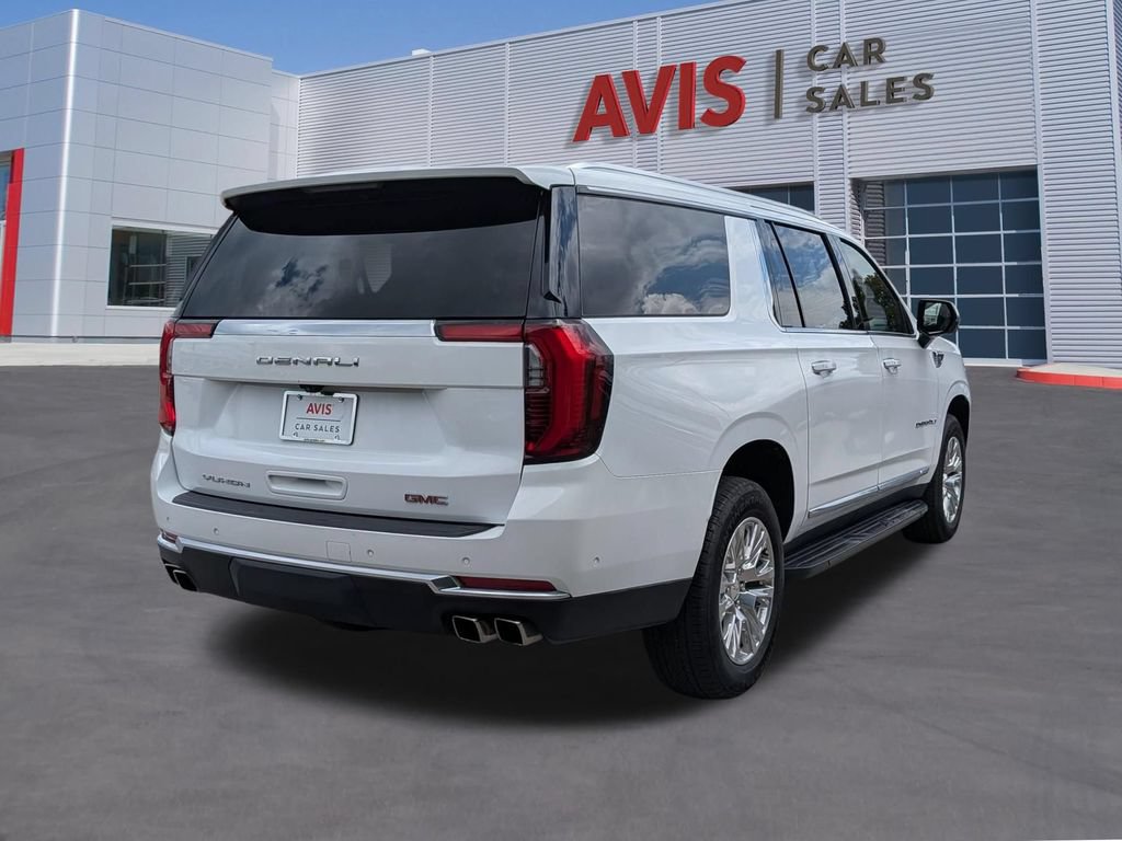 Used 2025 GMC Yukon XL Denali AWD/4WD image 6