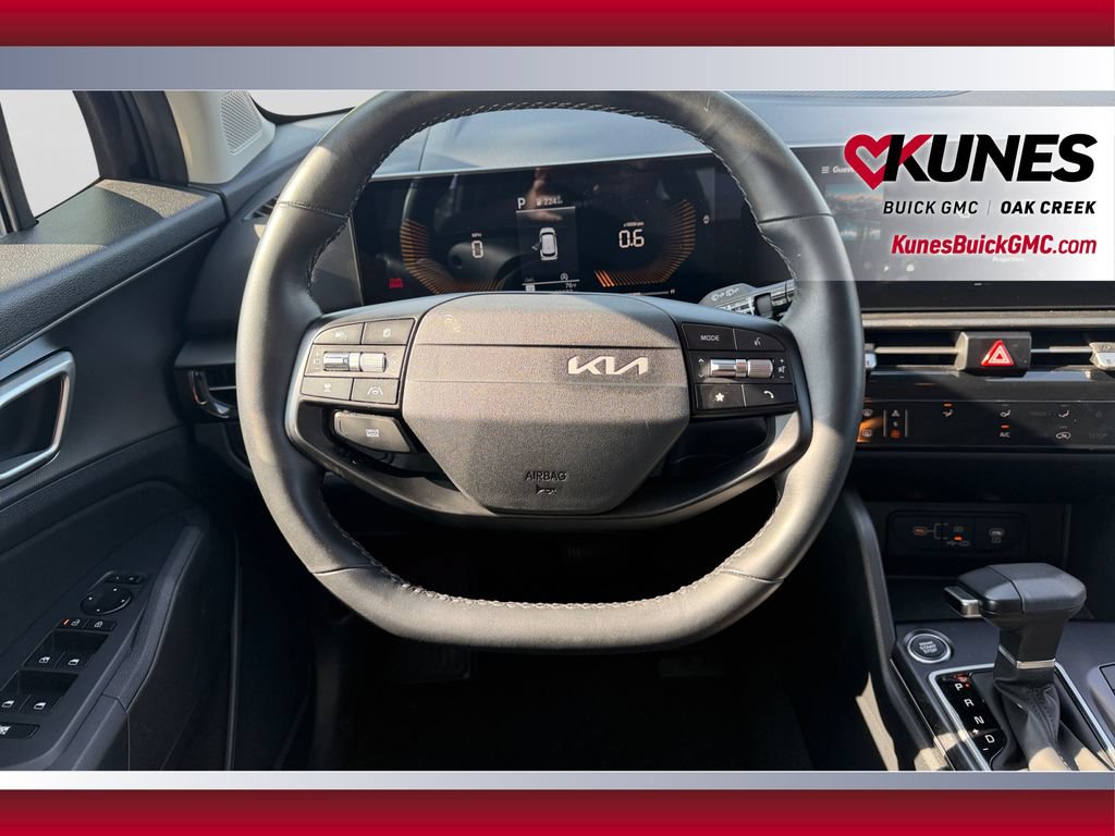 Used 2026 Kia Sportage LX FWD image 15