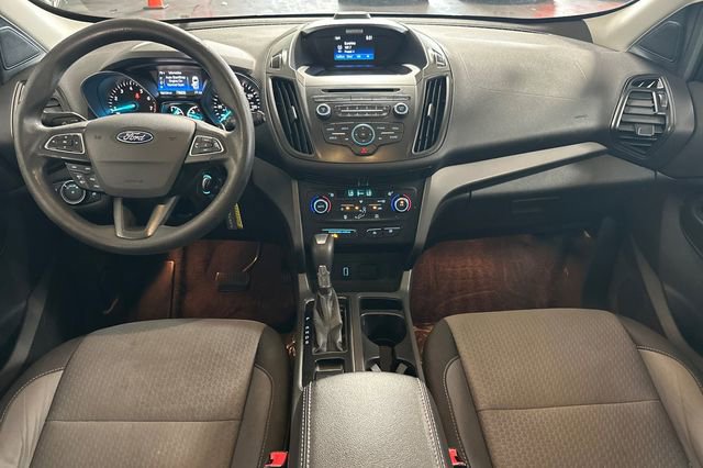 Used 2017 Ford Escape SE image 16