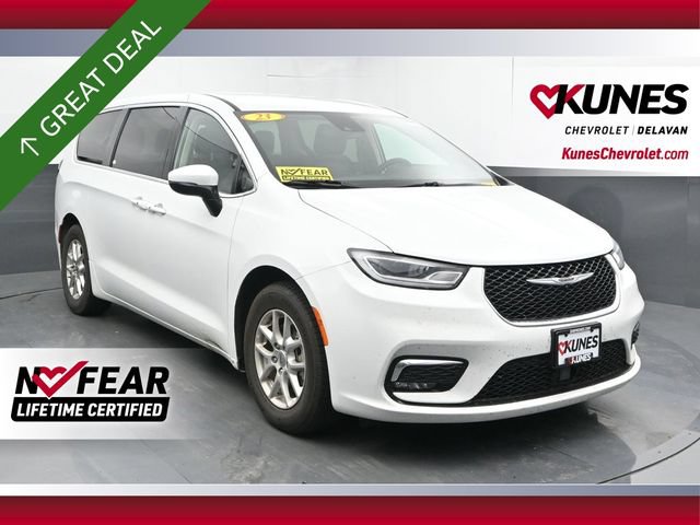 Used 2023 Chrysler Pacifica Touring-L